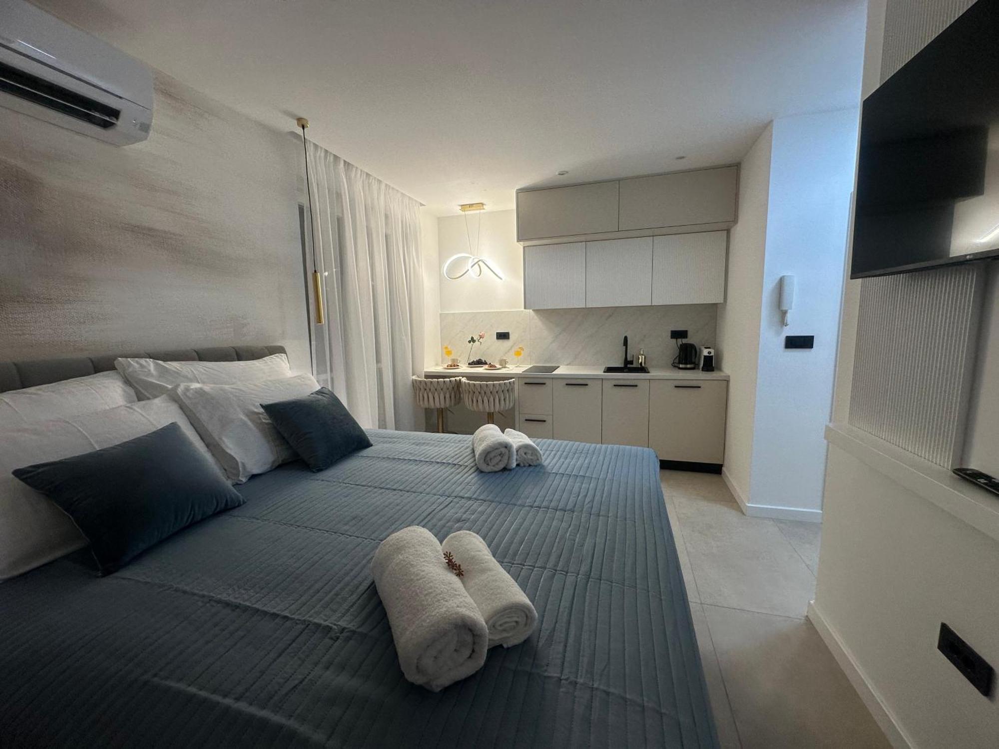 Amaro Luxury Room & Studio Apartman With Balcony Zadar Extérieur photo